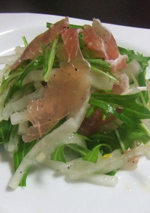 大根・水菜・生ハムのサラダ-レシピのメイン写真