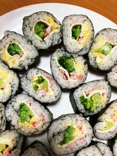 冷蔵庫にあるものでサラダ巻き(^-^)-レシピのメイン写真