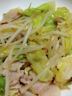 豚バラと春キャベツの味噌味重ね蒸し-レシピのメイン写真