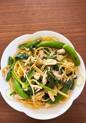 ほうれん草とスナップエンドウのパスタ-レシピのメイン写真