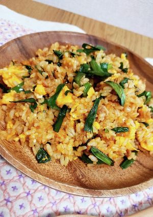 ビビンバ風♪シンプル豚ニラ炒飯-レシピのメイン写真