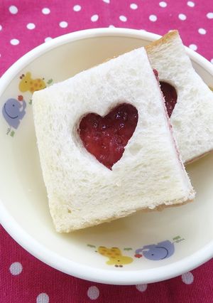 手作りいちごジャムサンド-レシピのメイン写真
