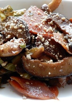 春キャベツと新玉ねぎの葉の味わい野菜炒め-レシピのメイン写真