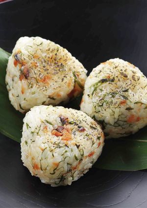 へしこと神馬草の炙りおにぎり-レシピのメイン写真