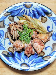 鶏もも肉と長ネギとシメジのバター醤油煮-レシピのメイン写真