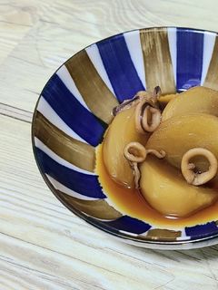 カブとイカの煮物-レシピのメイン写真