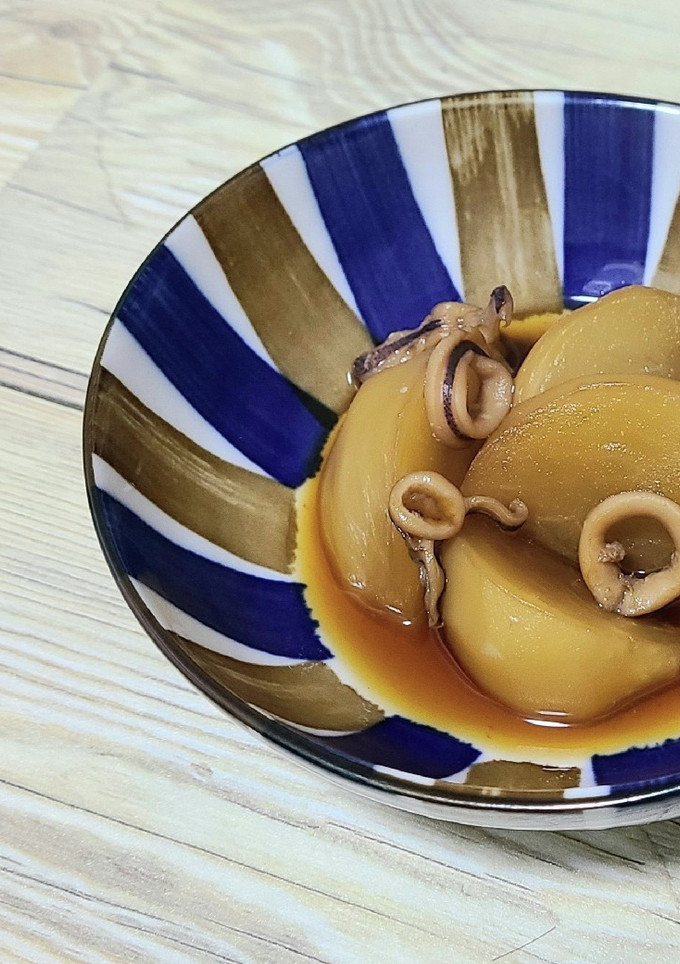 カブとイカの煮物-レシピのメイン写真