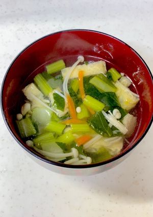 えのき 人参 小松菜 油揚げの味噌汁^^-レシピのメイン写真