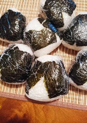 塩むすびリニューアルしましたぁ!-レシピのメイン写真