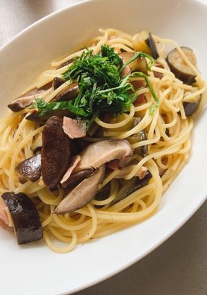 シンプルに椎茸とナスのバター醤油パスタ-レシピのメイン写真