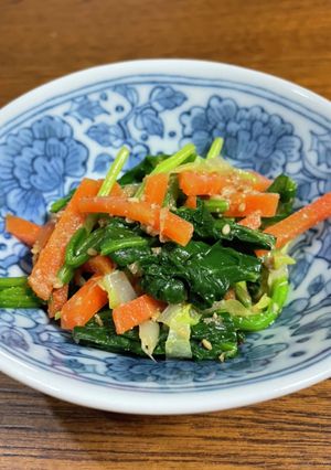 ほうれん草の彩りごまあえ-レシピのメイン写真