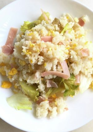 ごま油香るよ香る！レタスチャーハン☆-レシピのメイン写真