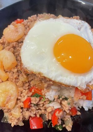 簡単！タイ料理☆海老入りガパオライス！-レシピのメイン写真