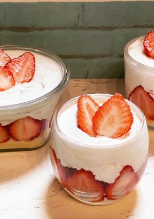 いちごのグラスケーキ-レシピのメイン写真