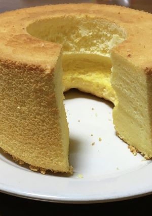 ホワイトチョコシフォンケーキ-レシピのメイン写真