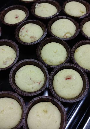 ホワイトチョコストロベリーのマフィン-レシピのメイン写真