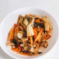 รูปของ ご飯がすすむ◆豚コマときのこの甘辛おかず