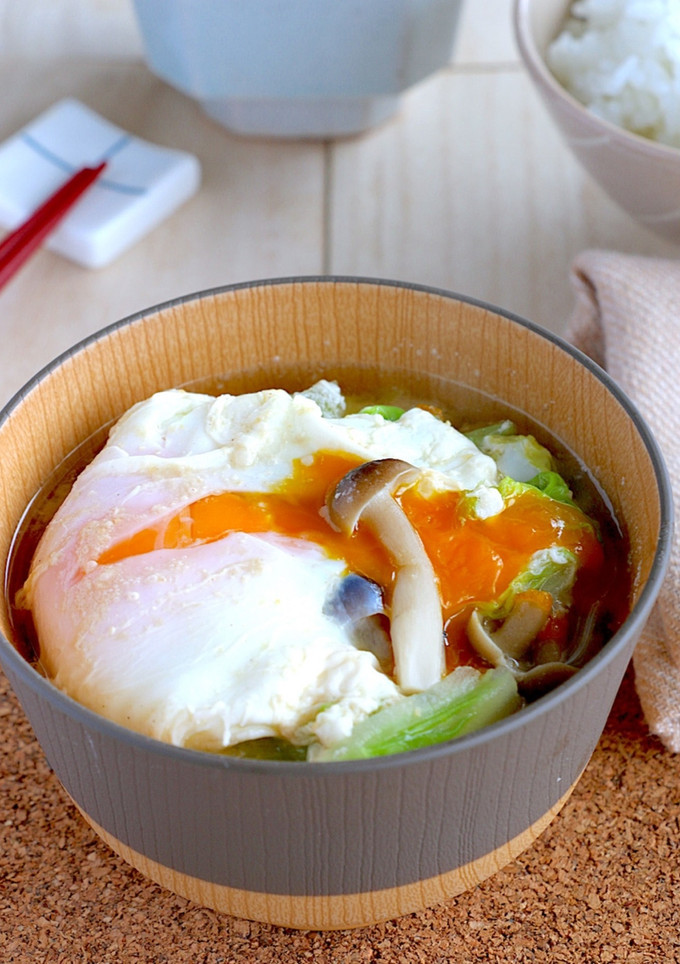 白菜ときのこの♡満菜落とし卵お味噌汁-レシピのメイン写真