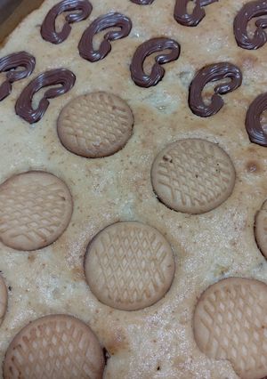 ビスケットをのせたバナナケーキ-レシピのメイン写真