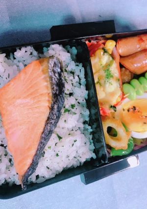 時短 お弁当盛り付け記録21 ワカメ鮭-レシピのメイン写真