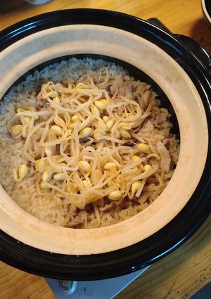かまどさんde焼肉タレ炊き込みご飯-レシピのメイン写真