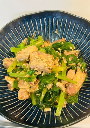 小松菜とさばの味噌煮缶の和えもの♪-レシピのメイン写真