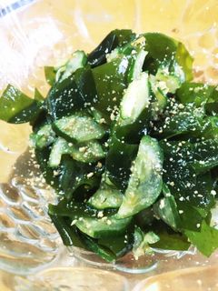 胡瓜とわかめの簡単さっぱり酢の物♪-レシピのメイン写真