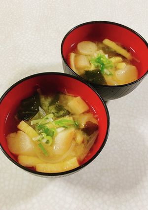 玉ねぎと麩のみそ汁-レシピのメイン写真
