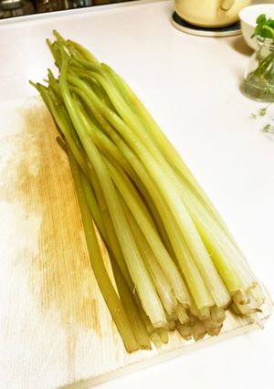 ふきの灰汁抜き（下処理の仕方）_時短-レシピのメイン写真