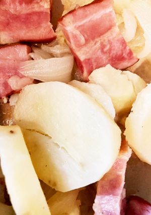 新じゃが&たま&ベーコン♪シンプル蒸し煮-レシピのメイン写真