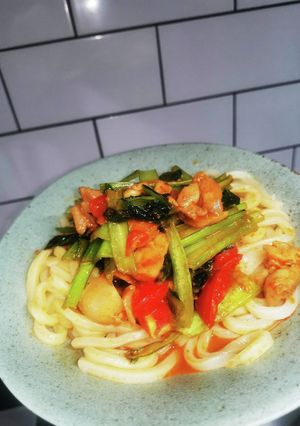 トマトと鶏肉の旨辛うどん-レシピのメイン写真