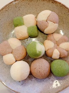色色アーモンドプードル入りクッキー-レシピのメイン写真