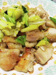 キャベツと鶏もも肉のにんにく炒め-レシピのメイン写真