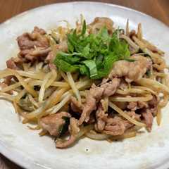 รูปของ 豚こま肉ともやしのオイスター炒め