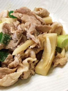 腸活♥豚バラ肉とタケノコの塩麹炒め-レシピのメイン写真