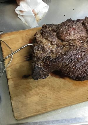最高に映える、バーベキューで肉塊ステーキ-レシピのメイン写真