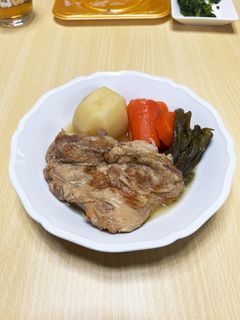 とりもも肉のワイン蒸し(簡単すぎる…)-レシピのメイン写真