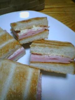 ハム(だけ)サンド♪-レシピのメイン写真