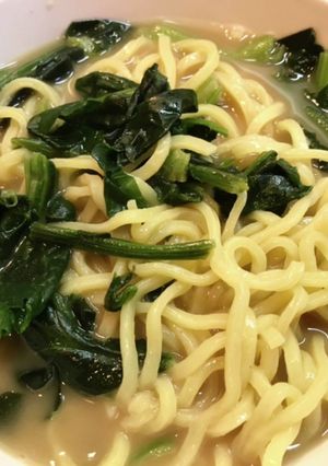 【お財布おたすけ】冷凍ほうれん草ラーメン-レシピのメイン写真