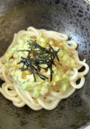 アボカド納豆クリーミーうどん♪-レシピのメイン写真