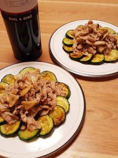 ワインに合う♪ズッキーニと豚肉ハーブ炒め-レシピのメイン写真