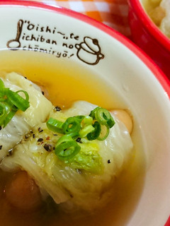 【ウインナーのロール白菜・コンソメ煮】-レシピのメイン写真