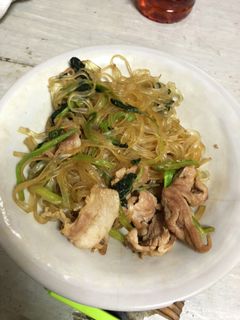 ほうれん草と豚こまの春雨炒め-レシピのメイン写真