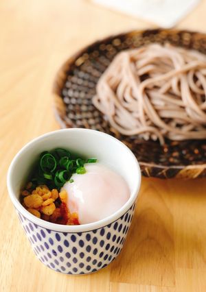 【卯月製麺】温玉たぬき蕎麦-レシピのメイン写真