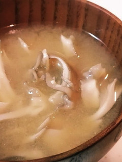 簡単！美味しい！舞茸のお味噌汁-レシピのメイン写真