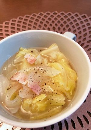 シロさんのキャベツとベーコンのスープ-レシピのメイン写真