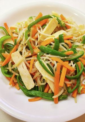 サラダチキンのコンソメ醤油野菜炒め-レシピのメイン写真