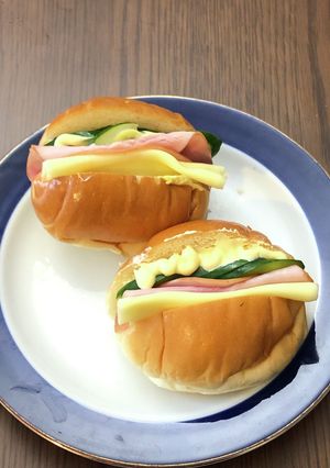忙しい朝にも簡単！バターロールサンド-レシピのメイン写真