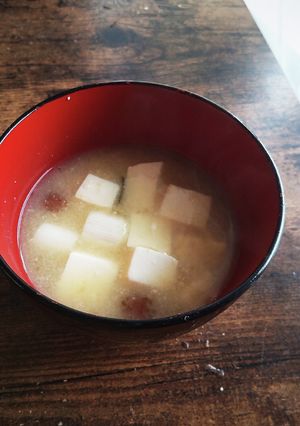 味噌汁のネギはブツ切りが美味しいよ♪-レシピのメイン写真