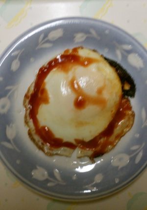 ケチャップ目玉焼き-レシピのメイン写真
